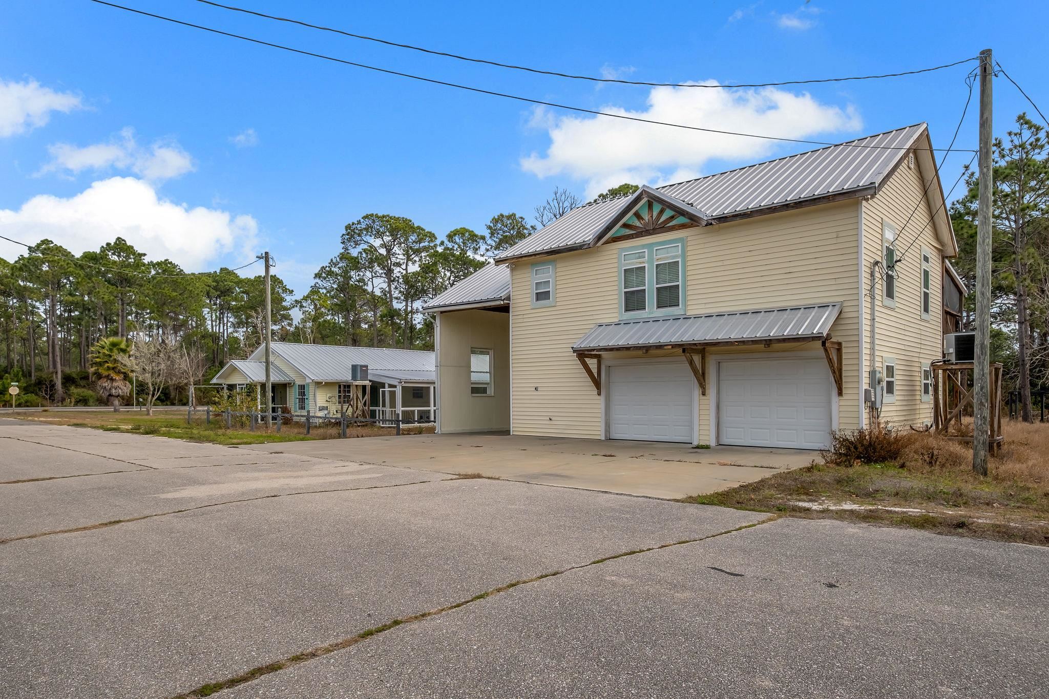 1105 Gray Avenue Carrabelle, FL 32322 - Photo 31 of 46