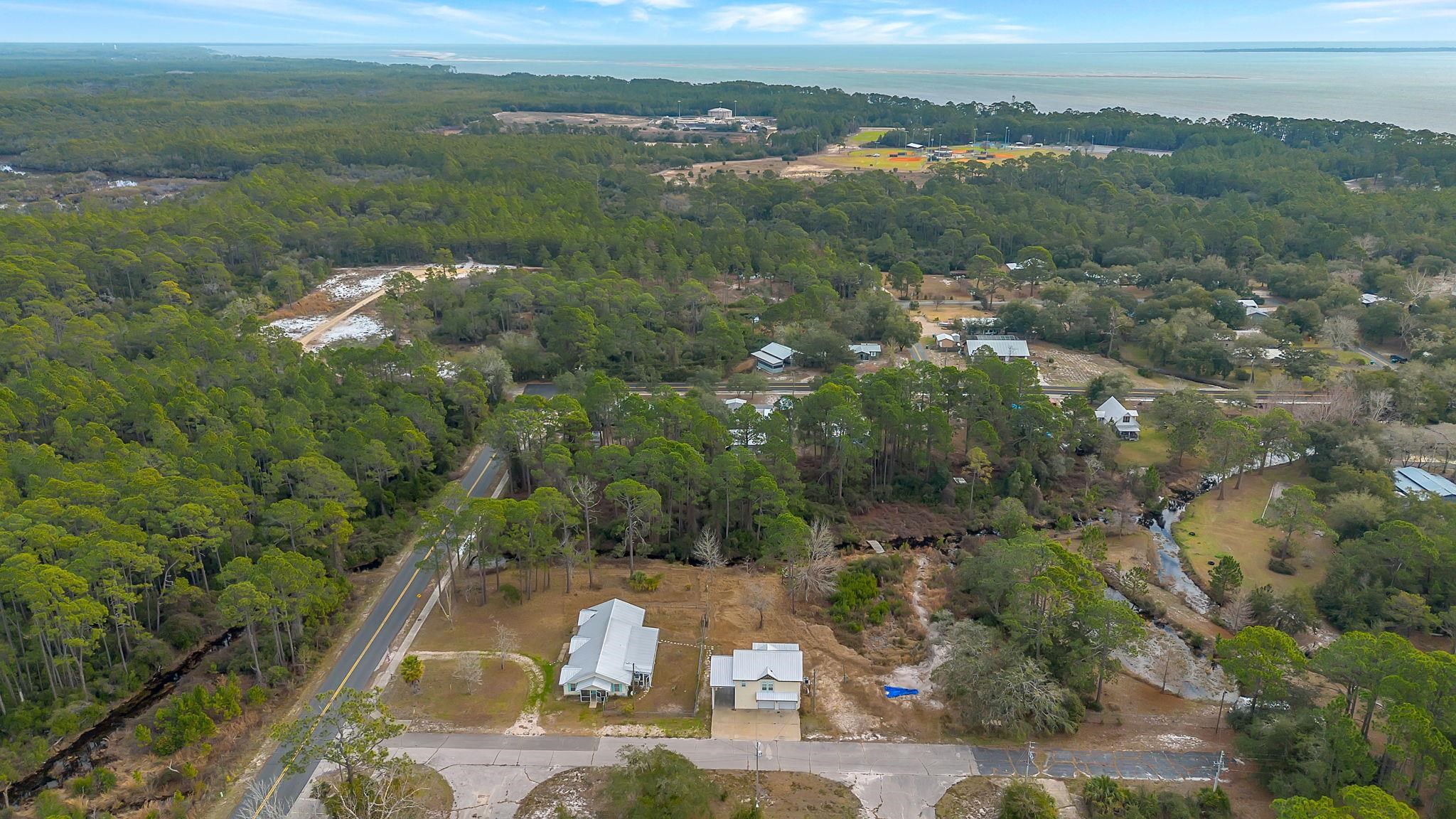 1105 Gray Avenue Carrabelle, FL 32322 - Photo 36 of 46