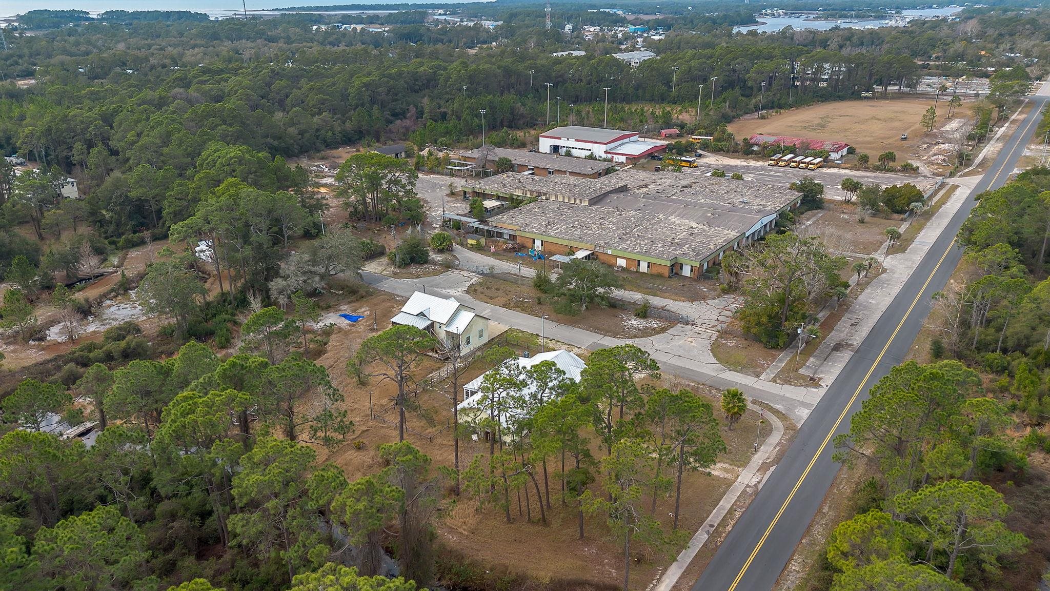 1105 Gray Avenue Carrabelle, FL 32322 - Photo 39 of 46