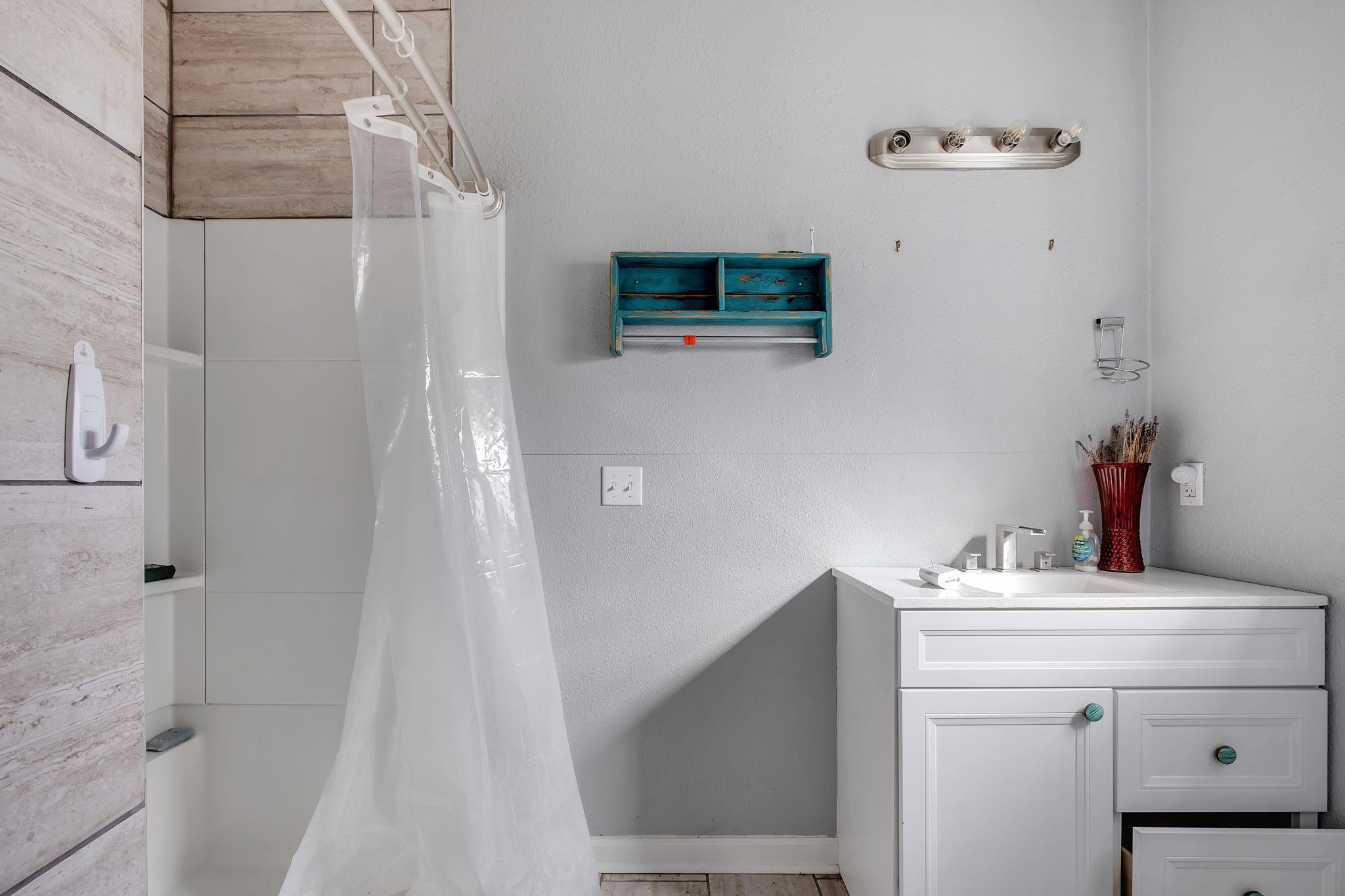 1105 Gray Avenue Carrabelle, FL 32322 - Photo 9 of 46