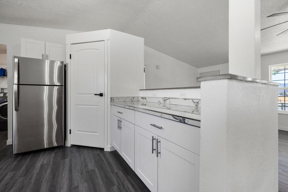 2069 Orindale Road Klamath Falls, OR 97601 - Photo 13 of 60 2069OrindaleDr.-9