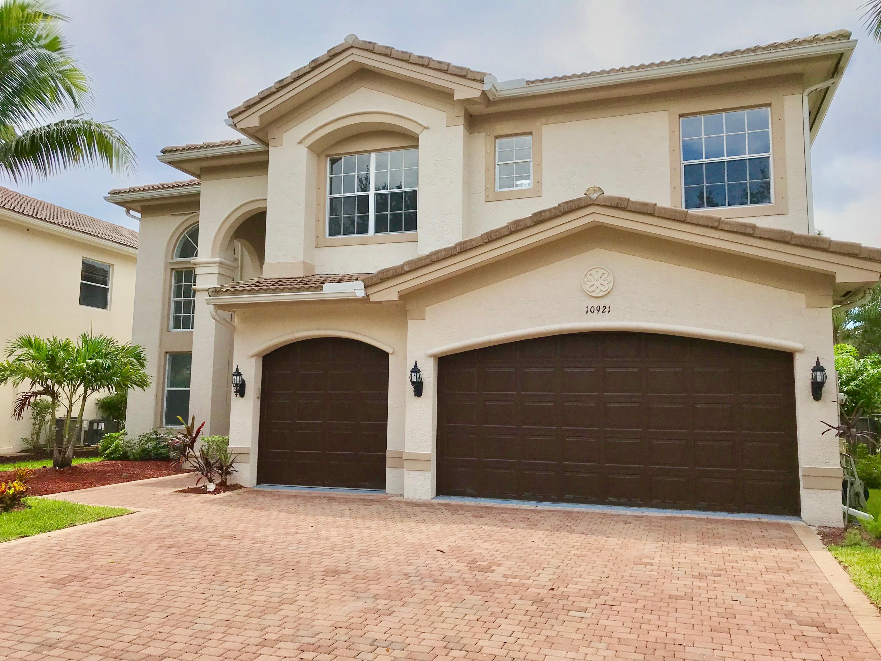 10921 Sunset Ridge Circle Boynton Beach, FL 33473 - Photo 2 of 35 Front1