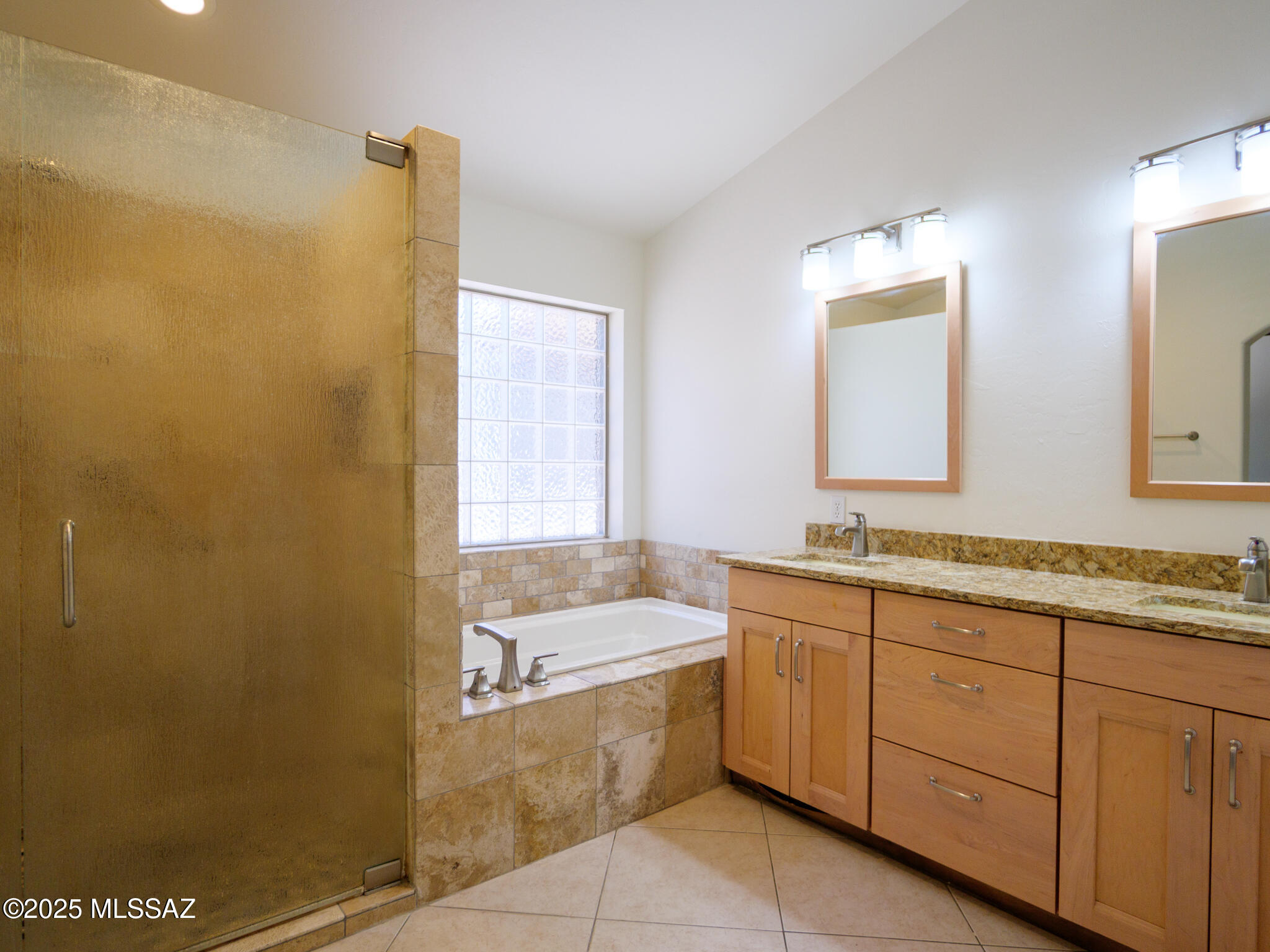 6831 West Rifle Way Tucson, AZ 85743 - Photo 15 of 39 15
