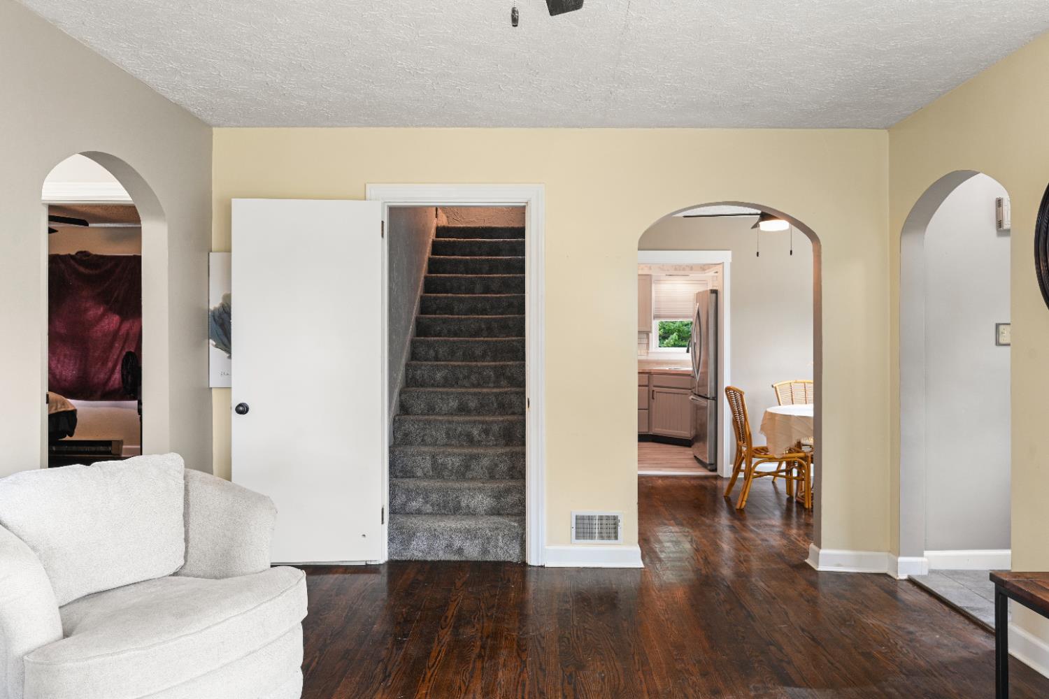 602 Ridge Avenue Aurora, IN 47001 - Photo 5 of 26