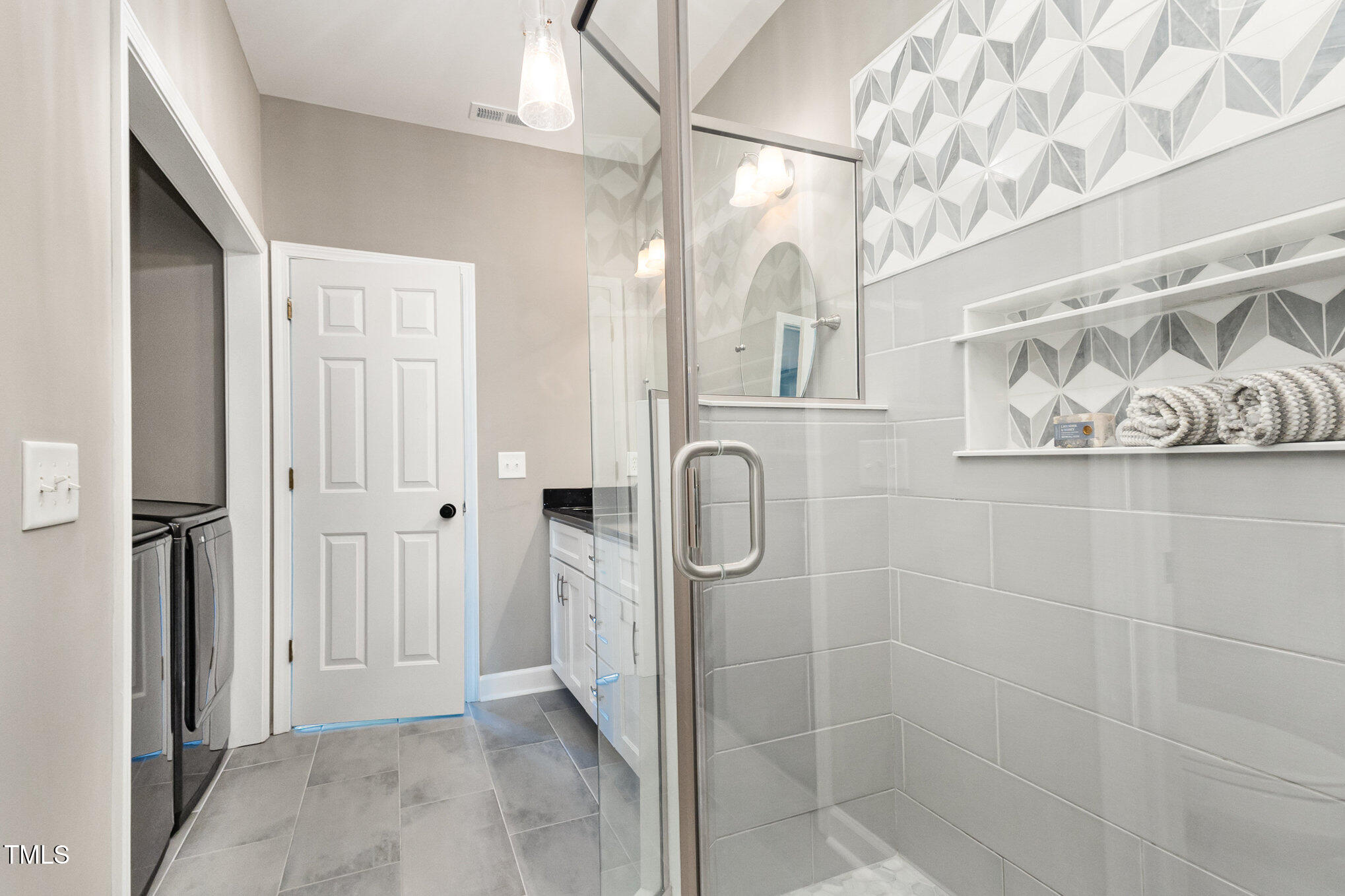 8004 Thrush Ridge Lane Raleigh, NC 27615 - Photo 17 of 34 a view of a bathroom