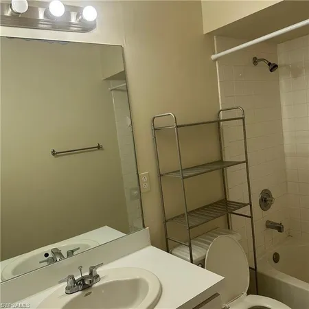 $2,600 | 706 Arianne Court, Lehigh Acres, FL 33936