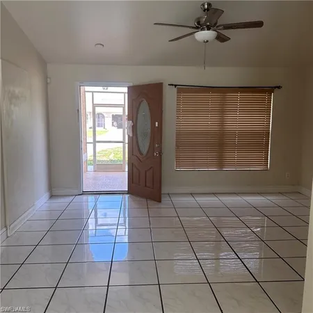$2,600 | 706 Arianne Court, Lehigh Acres, FL 33936