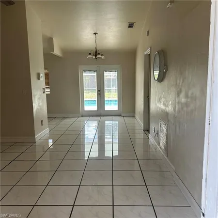 $2,600 | 706 Arianne Court, Lehigh Acres, FL 33936