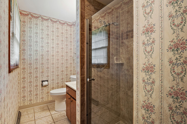 984 Ruth Drive Elgin, IL 60123 - Photo 14 of 33