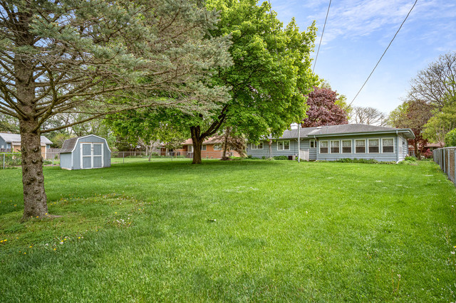 984 Ruth Drive Elgin, IL 60123 - Photo 26 of 33
