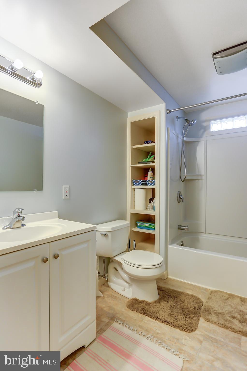 5239 Simpson Ferry Road Mechanicsburg, PA 17050 - Photo 16 of 19 Gallery Image 16