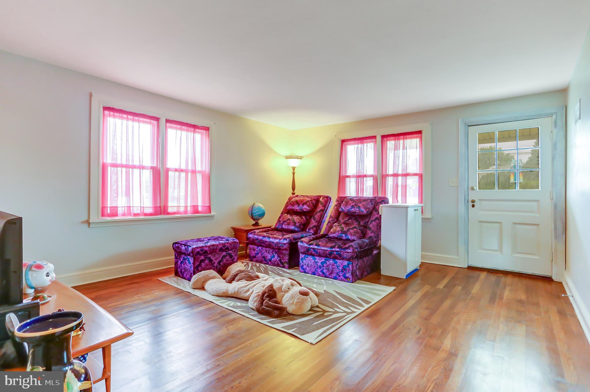 5239 Simpson Ferry Road Mechanicsburg, PA 17050 - Photo 3 of 19 Gallery Image 3