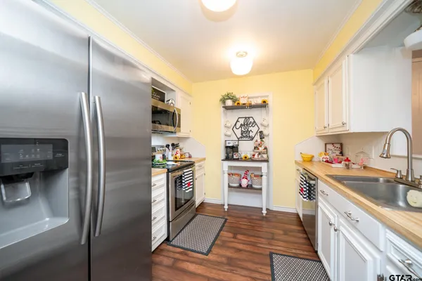 $294,000 | 303 Wain Drive, Longview, TX 75604