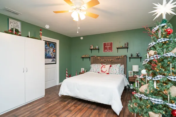 $294,000 | 303 Wain Drive, Longview, TX 75604