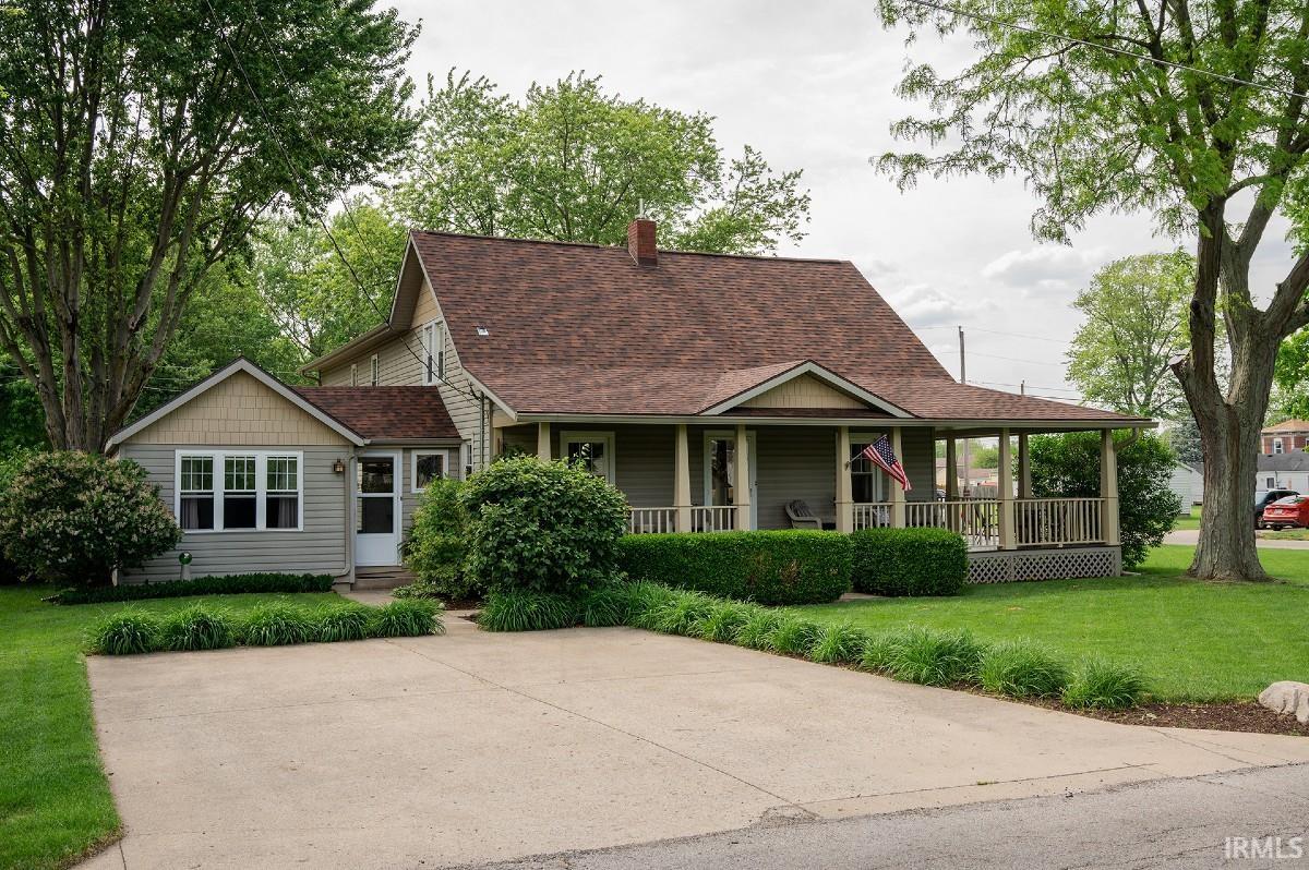 1601 South Andrews Road Yorktown, IN 47396 - Photo 2 of 23 Gallery Image 2