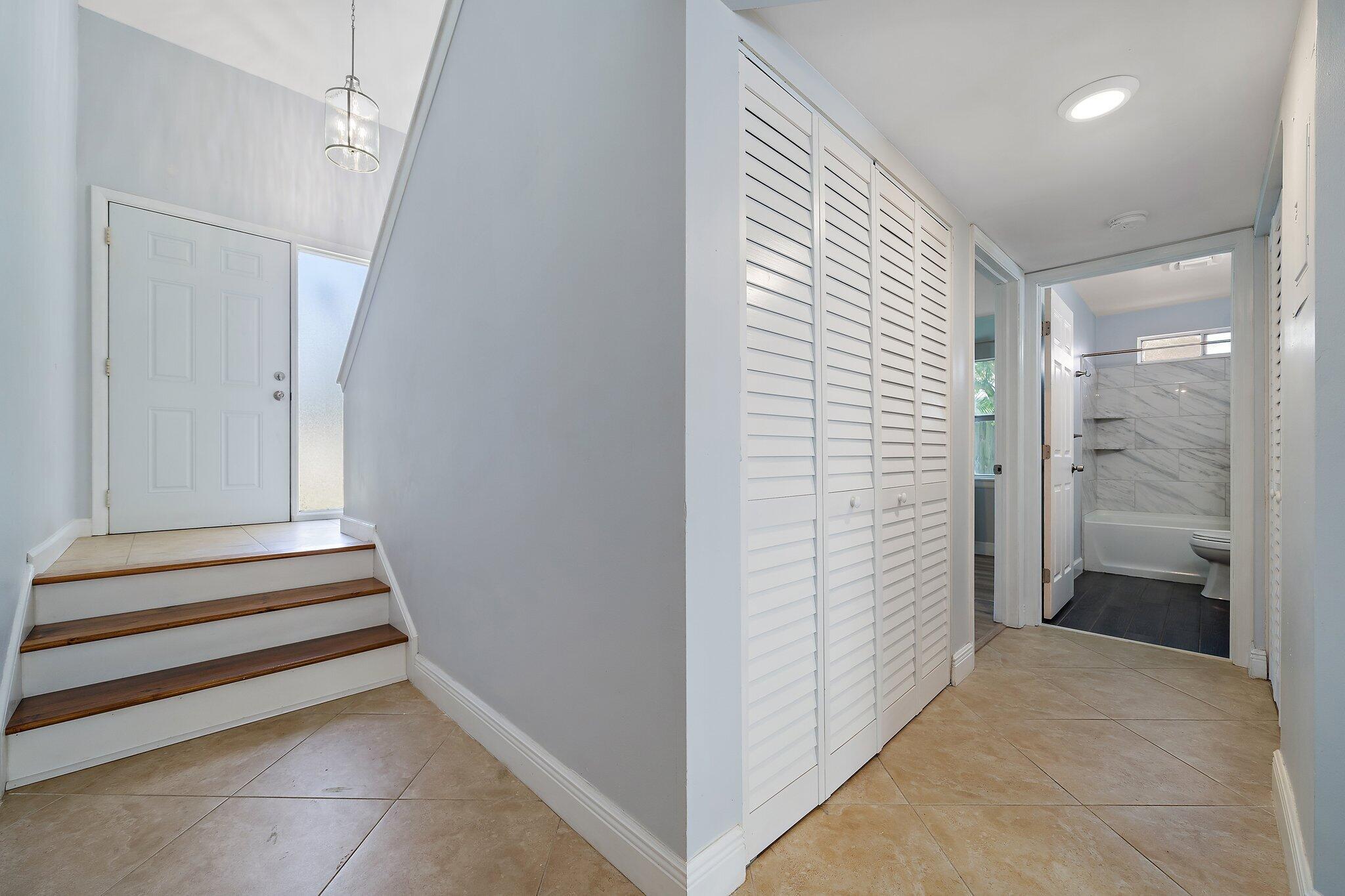 17999 Anchor Drive Jupiter, FL 33458 - Photo 14 of 35 018-17999AnchorDr-Jupiter-FL-SMALL