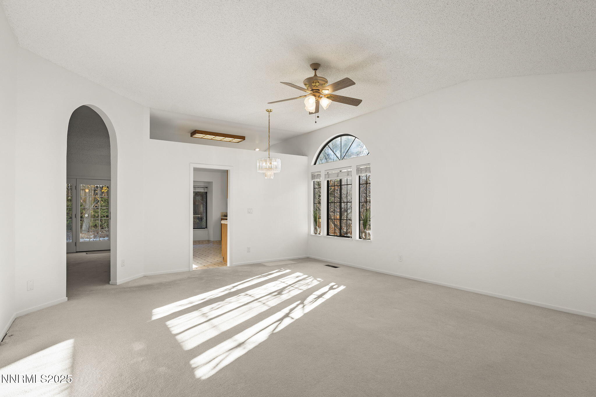 5466 Santa Rosa Avenue Sparks, NV 89436 - Photo 29 of 36 a view of an empty room with a window