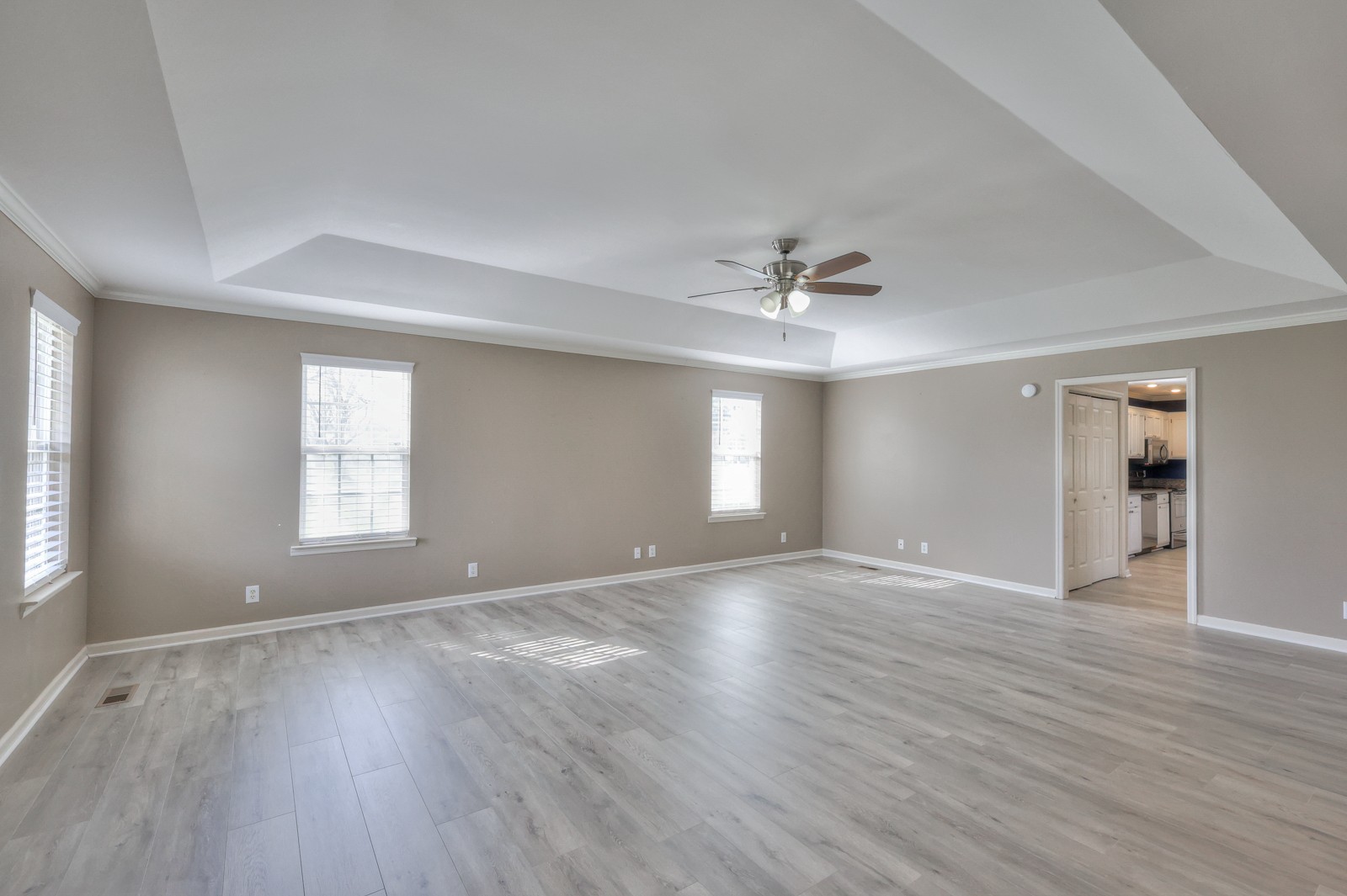 1004 Rome Pike Lebanon, TN 37087 - Photo 5 of 34 Gallery Image 5