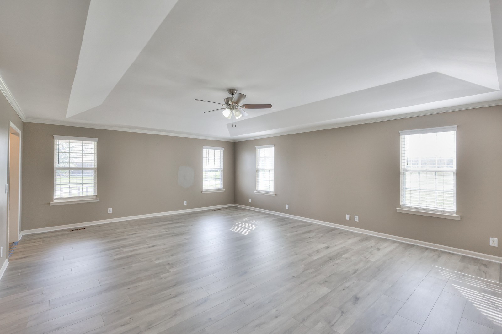 1004 Rome Pike Lebanon, TN 37087 - Photo 7 of 34 Gallery Image 7