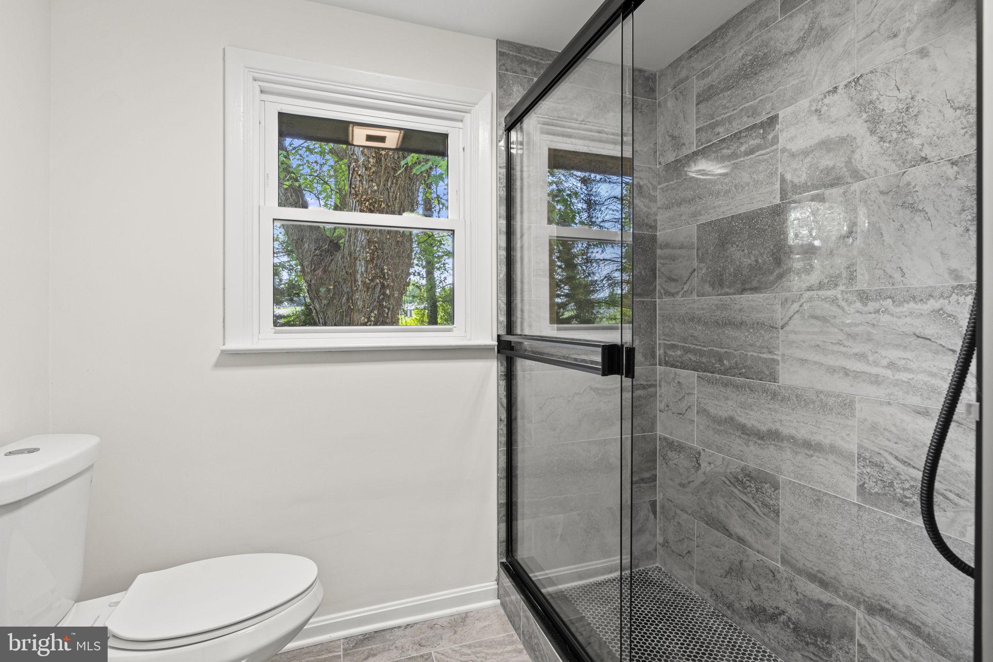 2206 Stratford Road Lancaster, PA 17603 - Photo 15 of 28 Gallery Image 15