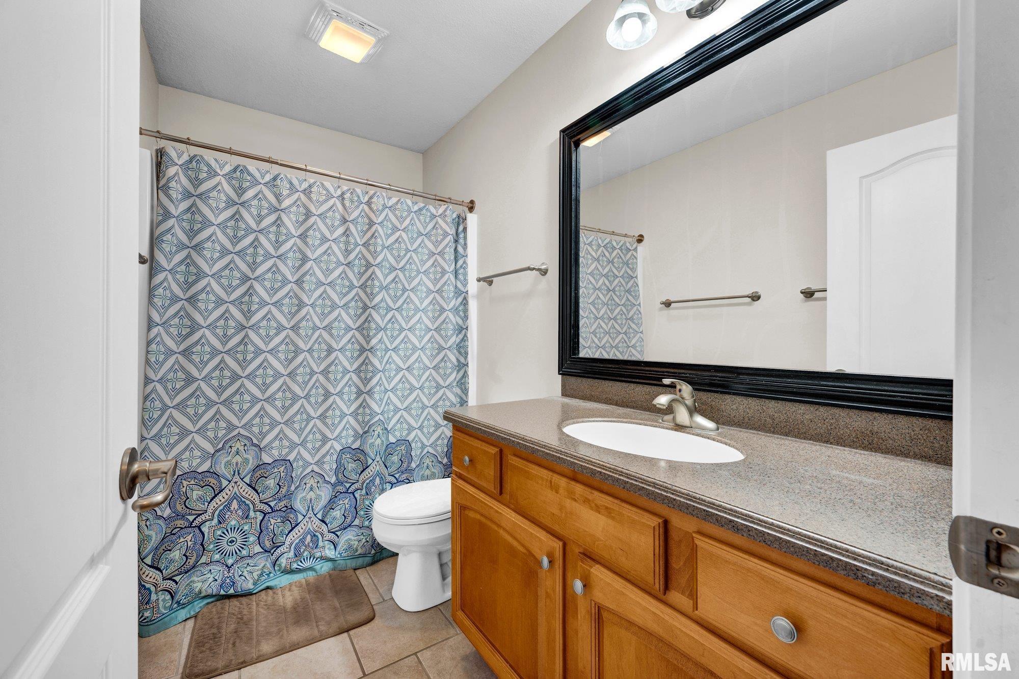 1020 Greenbrier Lane Washington, IL 61571 - Photo 28 of 49