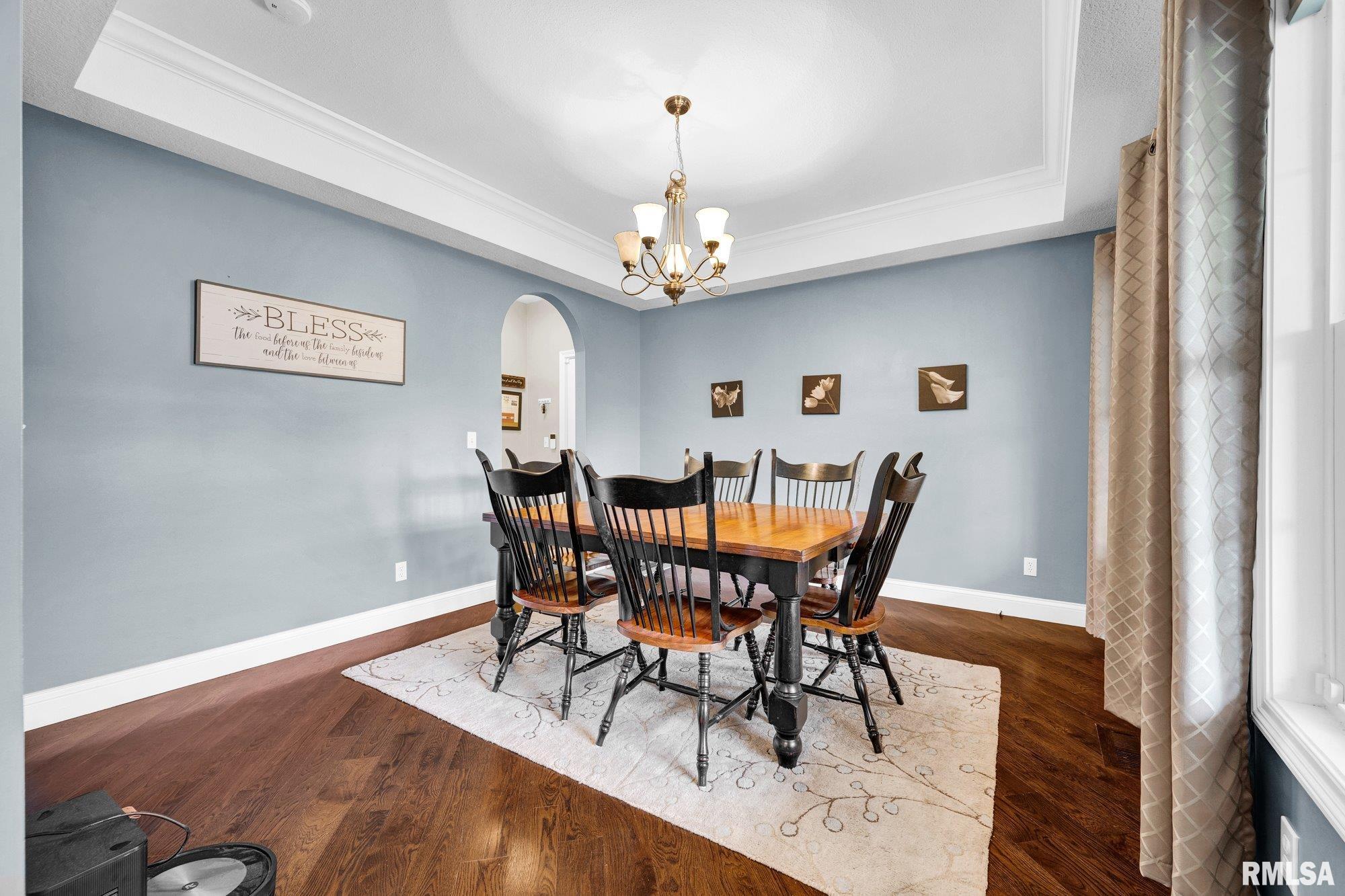 1020 Greenbrier Lane Washington, IL 61571 - Photo 3 of 49