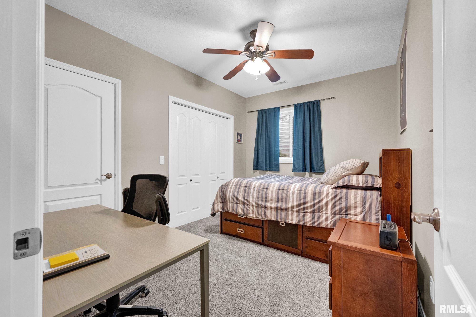 1020 Greenbrier Lane Washington, IL 61571 - Photo 36 of 49