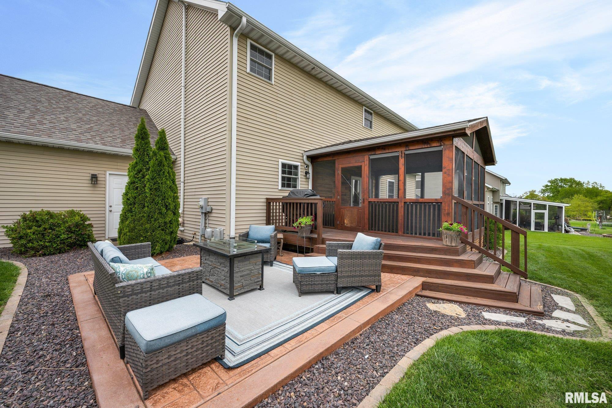 1020 Greenbrier Lane Washington, IL 61571 - Photo 44 of 49