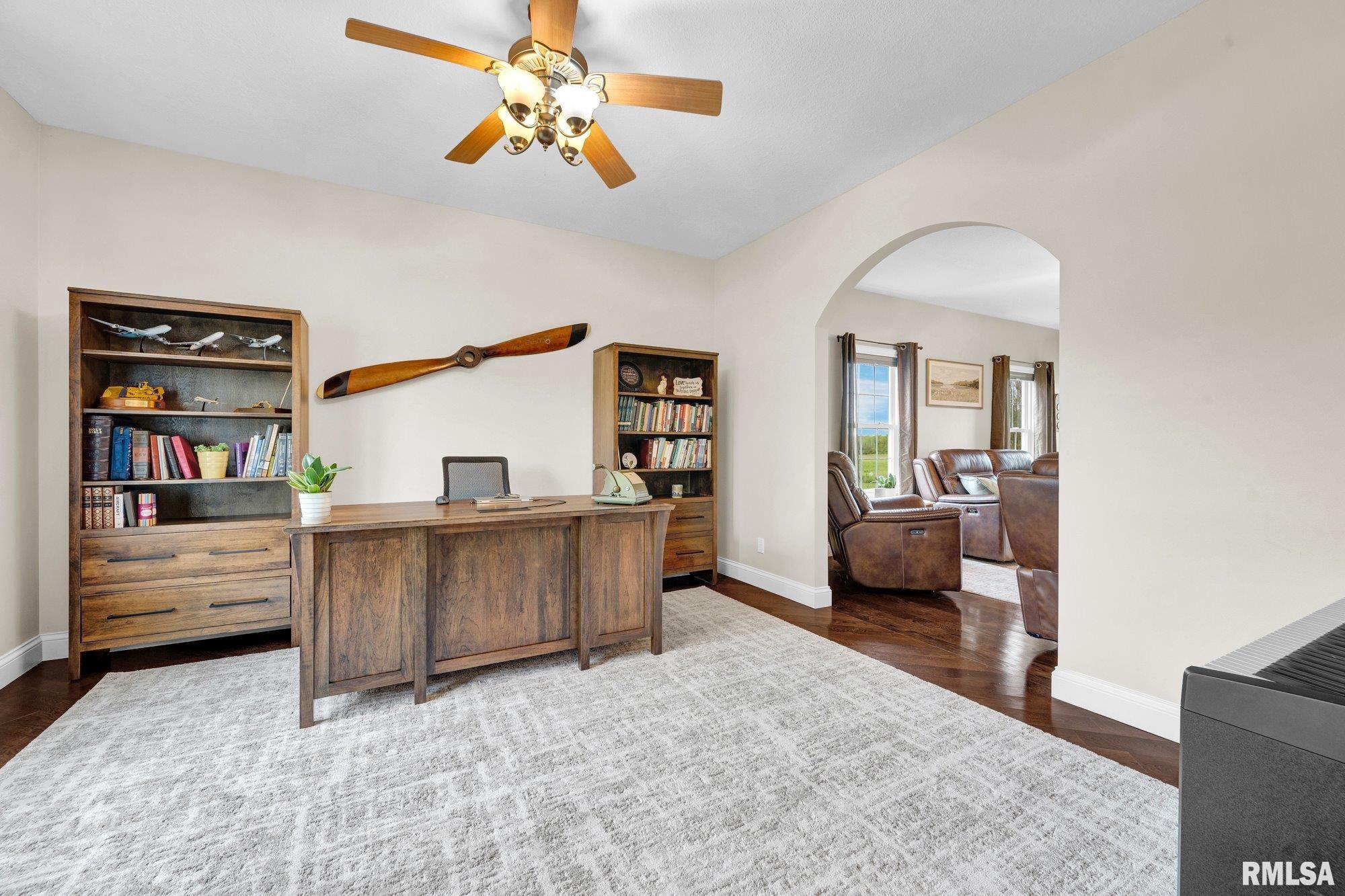 1020 Greenbrier Lane Washington, IL 61571 - Photo 5 of 49