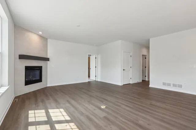 $545,900 | N174W20590 Laurel Springs Circle, Jackson, WI 53037