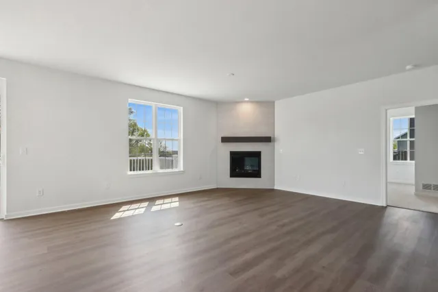 $545,900 | N174W20590 Laurel Springs Circle, Jackson, WI 53037