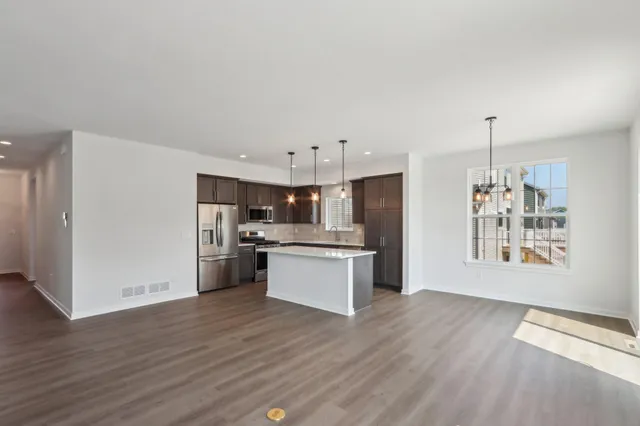 $545,900 | N174W20590 Laurel Springs Circle, Jackson, WI 53037