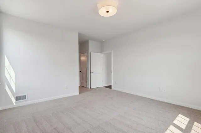 $545,900 | N174W20590 Laurel Springs Circle, Jackson, WI 53037