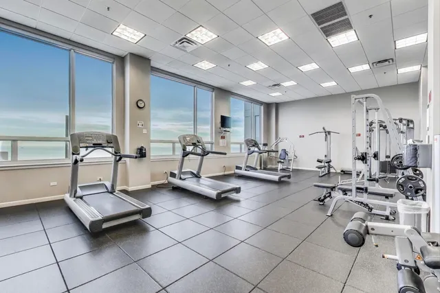 $410,000 | 1841 South Calumet Avenue, Unit 1602, Chicago, IL 60616