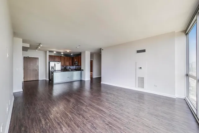 $410,000 | 1841 South Calumet Avenue, Unit 1602, Chicago, IL 60616