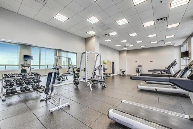 $410,000 | 1841 South Calumet Avenue, Unit 1602, Chicago, IL 60616