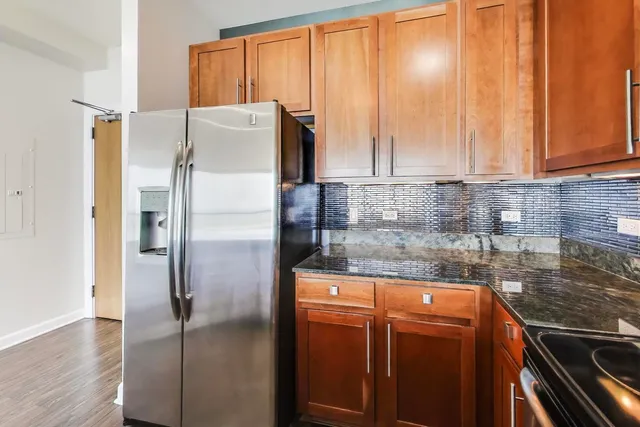 $410,000 | 1841 South Calumet Avenue, Unit 1602, Chicago, IL 60616