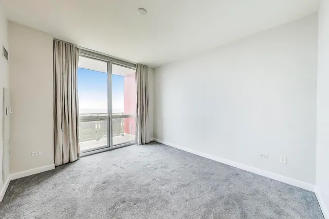 $410,000 | 1841 South Calumet Avenue, Unit 1602, Chicago, IL 60616