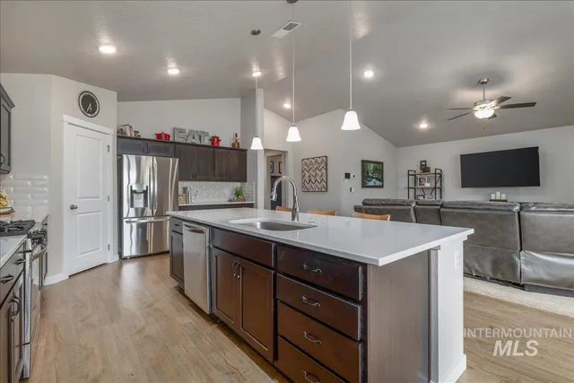 $450,000 | 1282 South Threave Avenue, Kuna, ID 83634