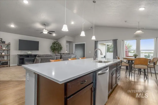 $450,000 | 1282 South Threave Avenue, Kuna, ID 83634