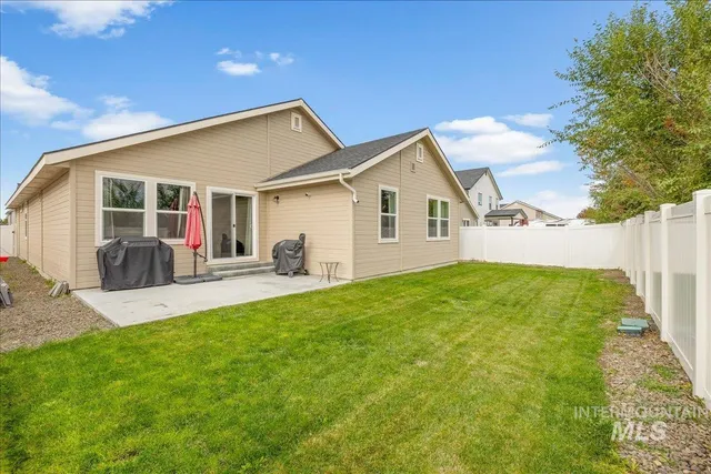 $450,000 | 1282 South Threave Avenue, Kuna, ID 83634