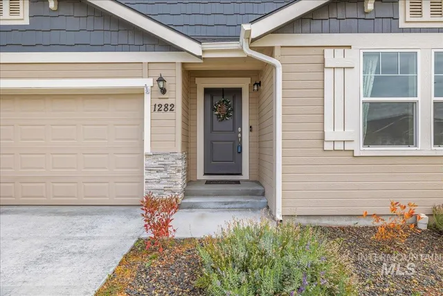$450,000 | 1282 South Threave Avenue, Kuna, ID 83634