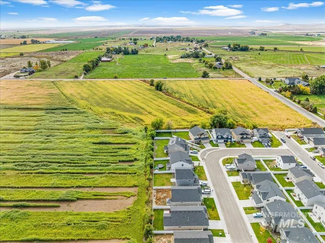 $450,000 | 1282 South Threave Avenue, Kuna, ID 83634