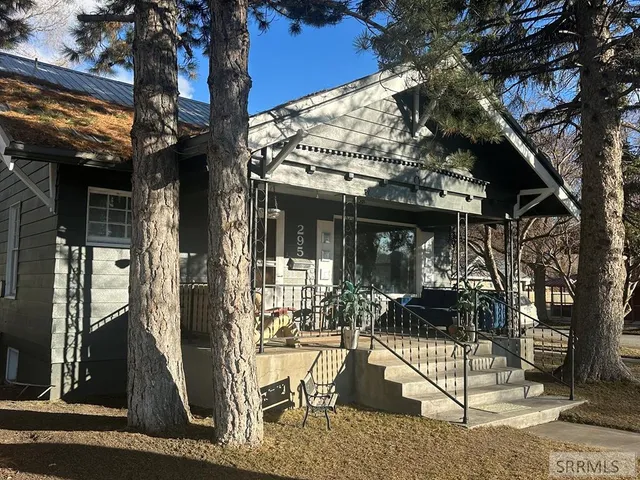 $1,500 | 295 S Boulevard, Idaho Falls, ID 83401