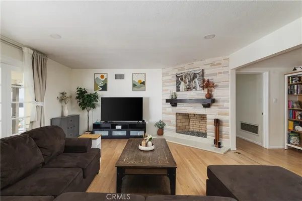 $899,000 | 11746 Broadway Avenue, Whittier, CA 90601