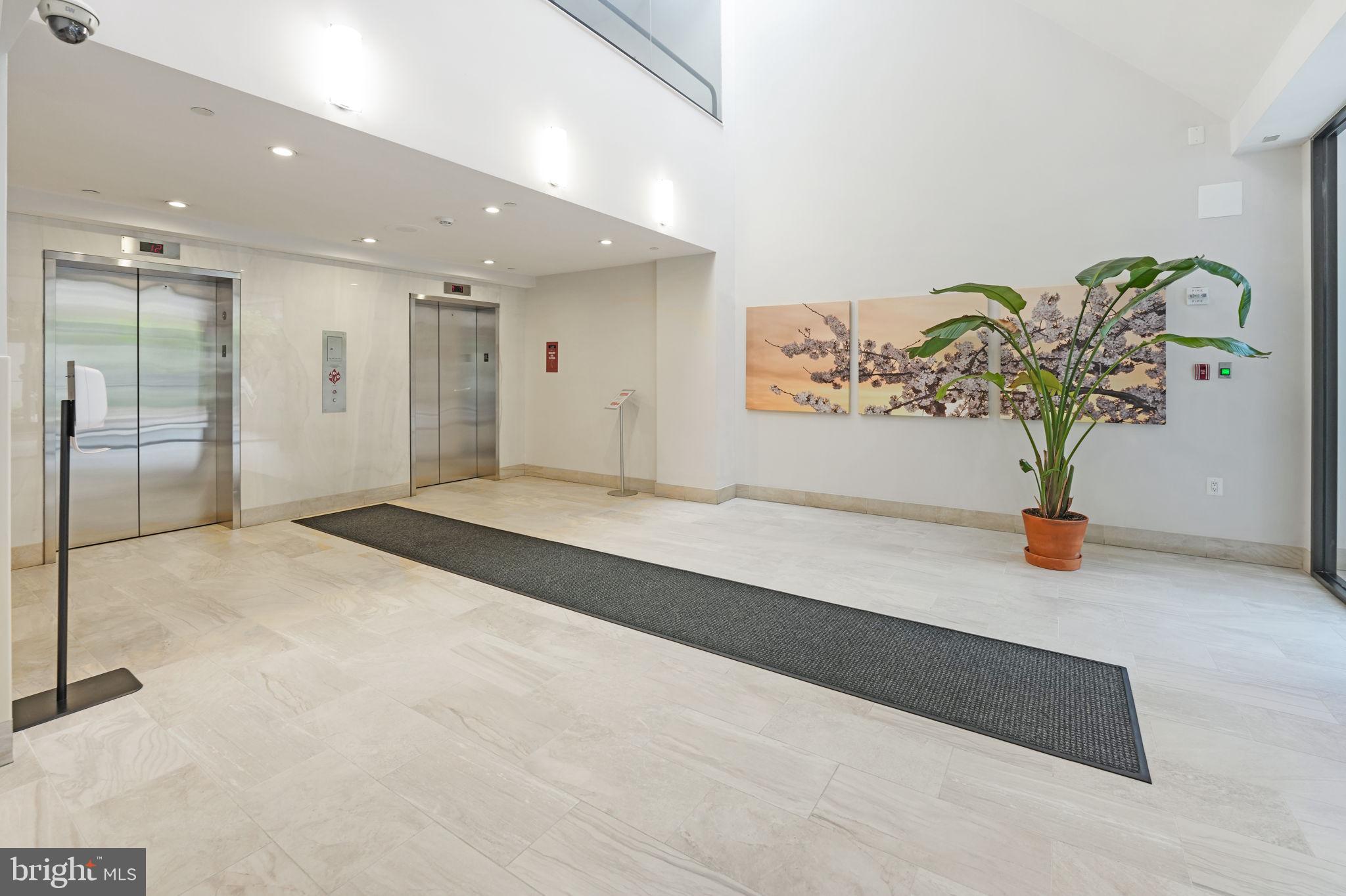 1301 North Courthouse Road, Unit 1404 Arlington, VA 22201 - Photo 5 of 38