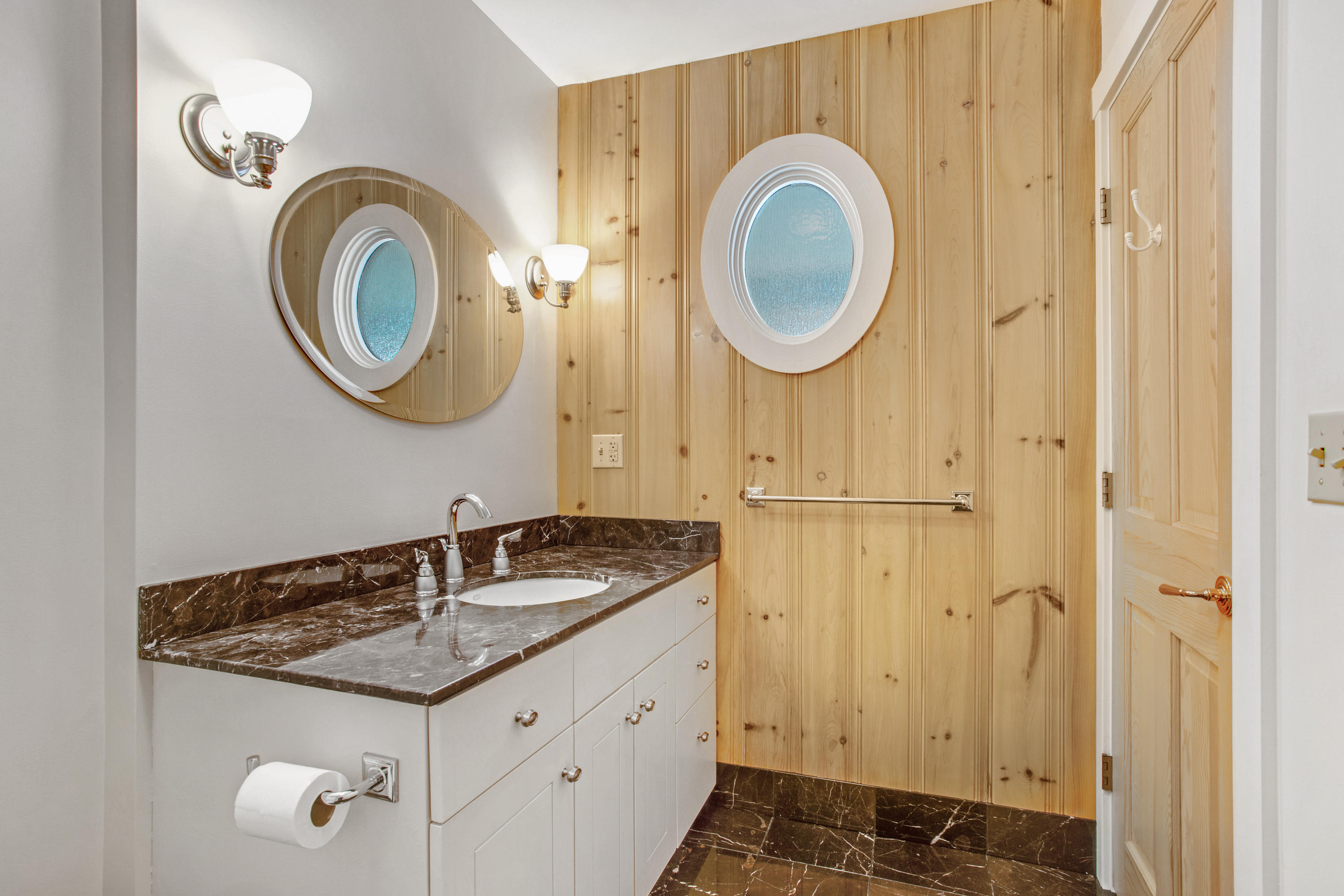 51 Cliff Road New Harbor, ME 04554 - Photo 17 of 50 26-51CliffRd-PemaquidPoint-KS