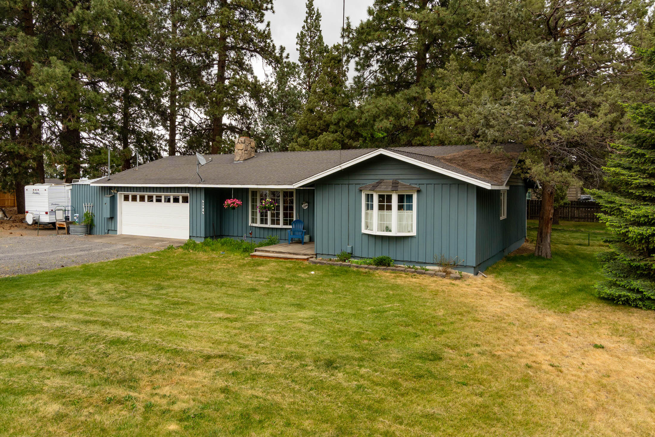 61984 Pettigrew Road Bend, OR 97702 - Photo 4 of 29