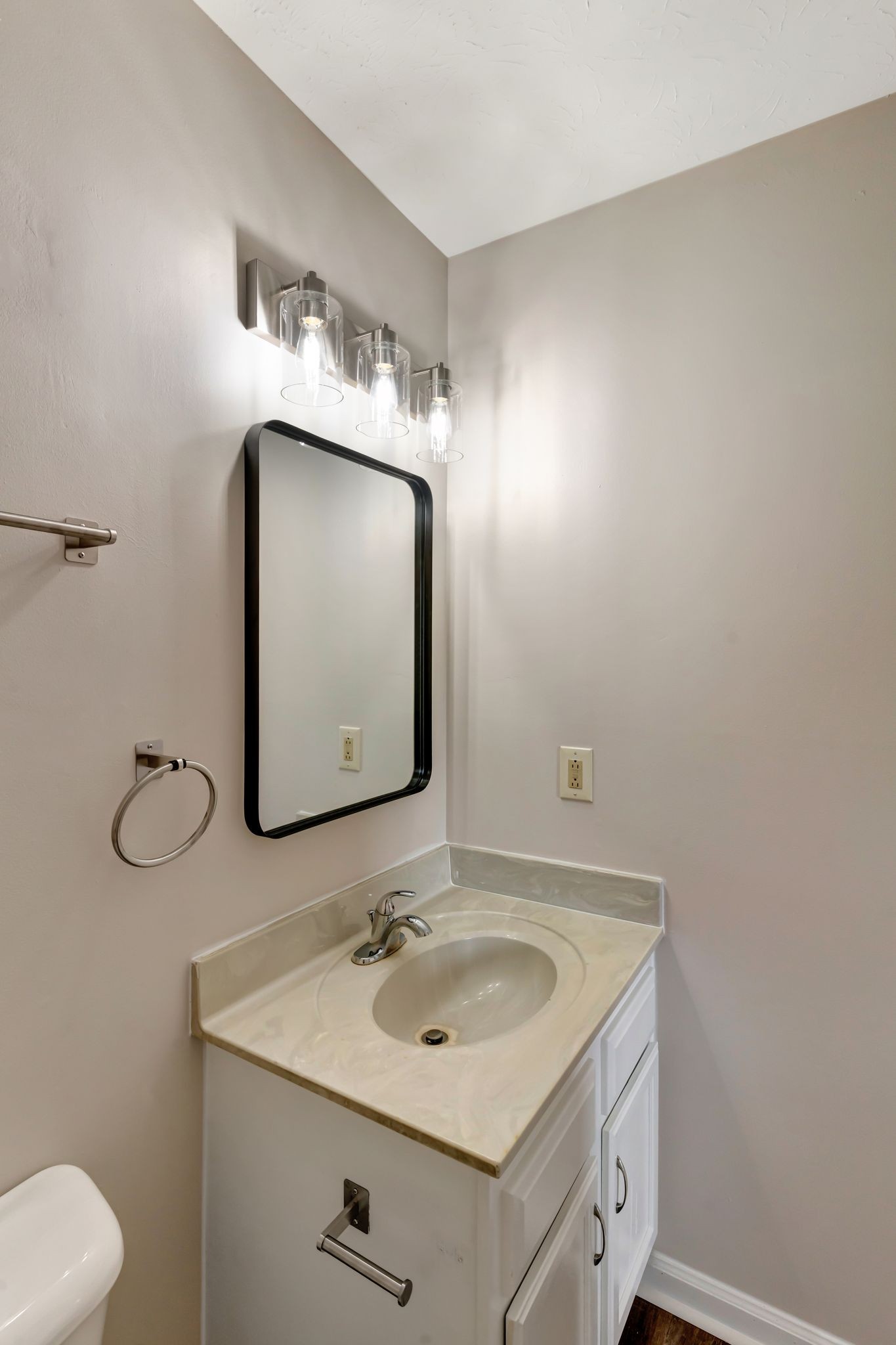 4022 Indian Creek Road Greenbrier, TN 37073 - Photo 15 of 34