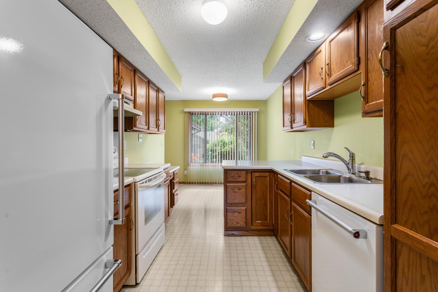 2005 Eagle Ridge Court, Unit D Urbana, IL 61802 - Photo 19 of 34